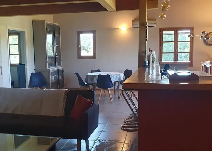 וילה Mas Des Touailles *